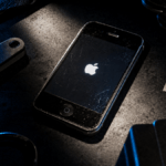 ZachXBT propone un iPhone come wallet crypto dedicato