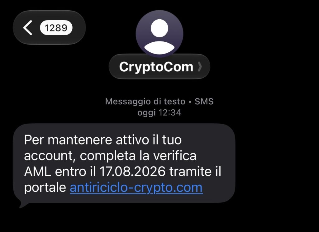 Phishing Crypto.com, allerta su finto SMS antiriciclaggio messaggio del tentativo di phishing dal finto reparto AML di crypto.com